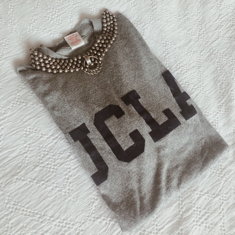 * FLASH SALE* Vintage UCLA Graphic Tee